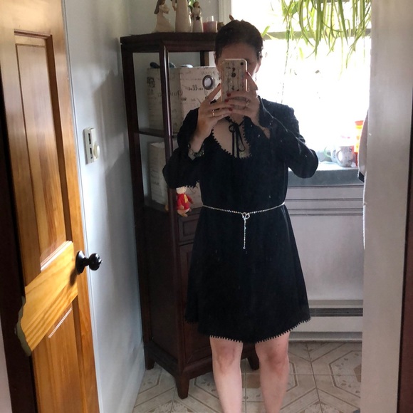 Love of lemons 🍋Dress size small - Picture 5 of 9